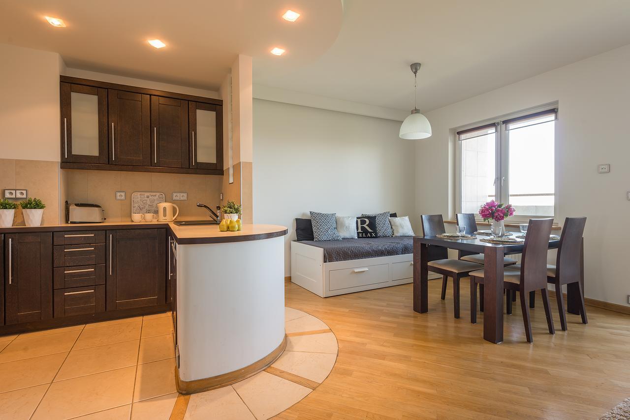 Miasteczko Orange P&O Service Apartments Warsawa Bagian luar foto