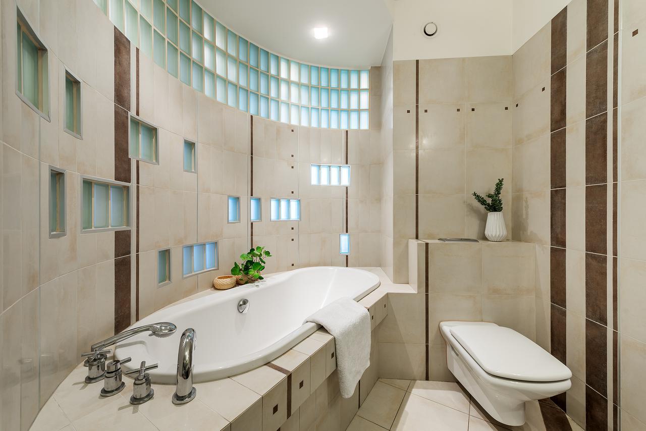 Miasteczko Orange P&O Service Apartments Warsawa Bagian luar foto