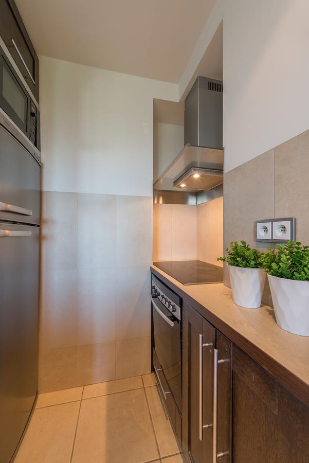 Miasteczko Orange P&O Service Apartments Warsawa Bagian luar foto